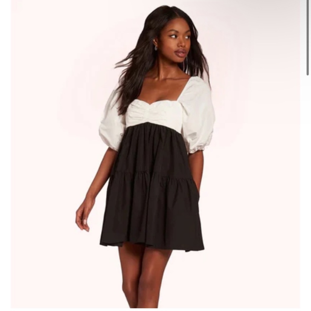 Amanda UpRichard babydoll, puff sleeve dress.